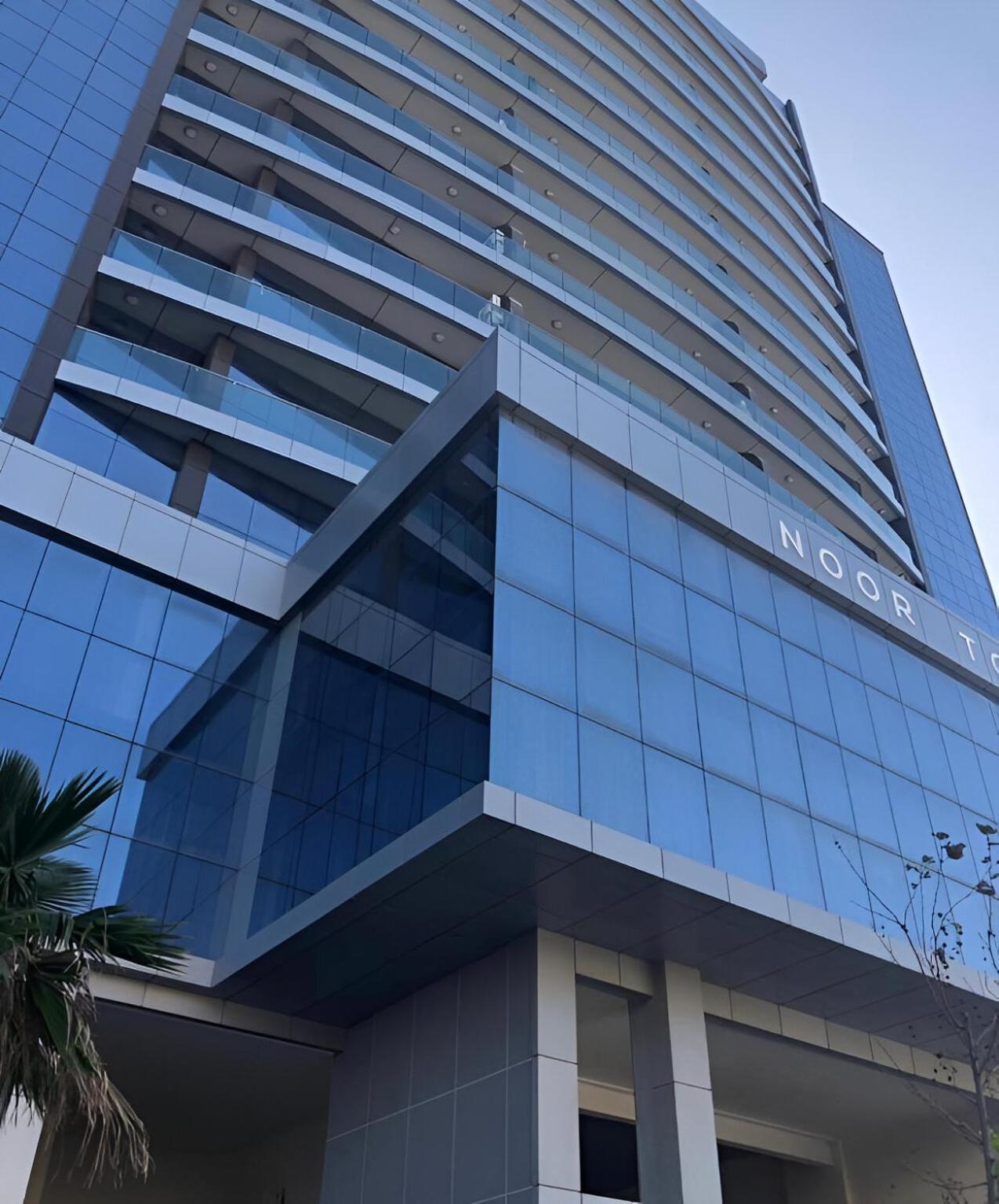 Modern Elegance With Sea Views In Central Tangier - Steps To Beach, Train And Attractions! Luaran gambar